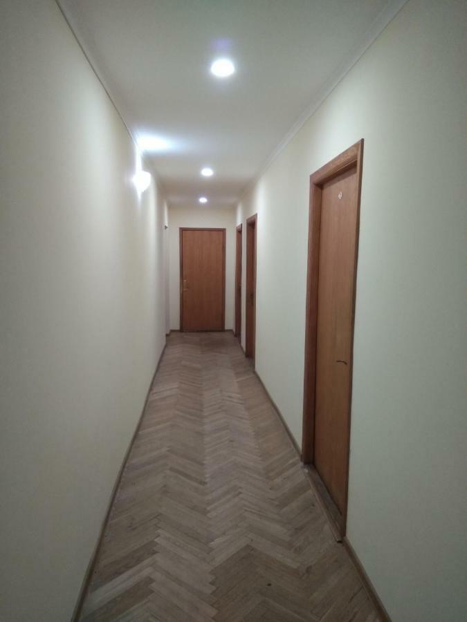 Hotel Tsentralnoho Budynku Khudozhnyka Kiev Buitenkant foto