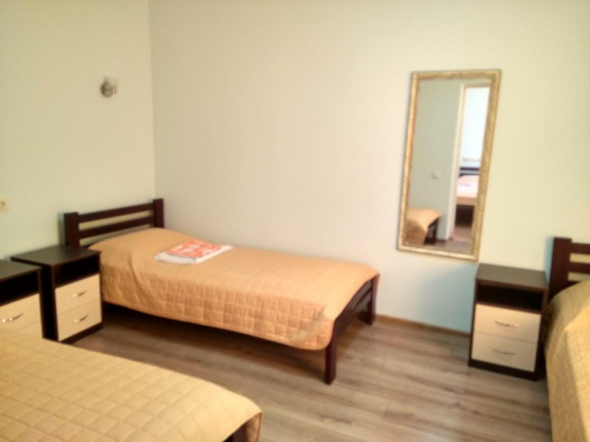 Hotel Tsentralnoho Budynku Khudozhnyka Kiev Buitenkant foto